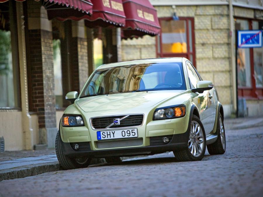  Volvo C30 T5 2006 года  (фото 5 из 9)